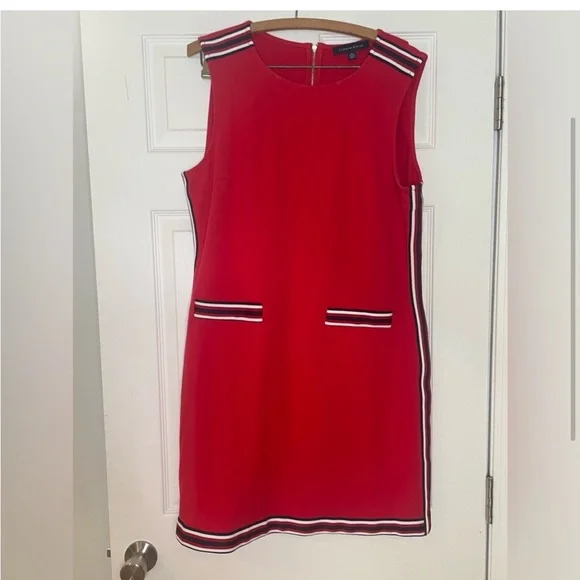 Tommy Hilfiger red,
Striped-Trim, Sleeveless Dress - XL - Picture 4 of 5